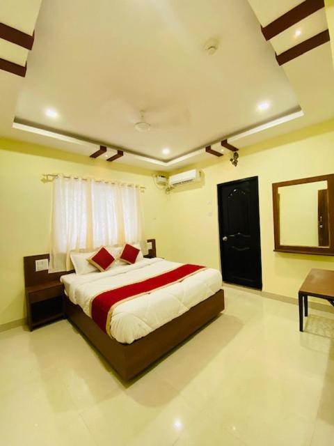 Prabhuvihar Residency Hotel Porvorim Eksteriør billede