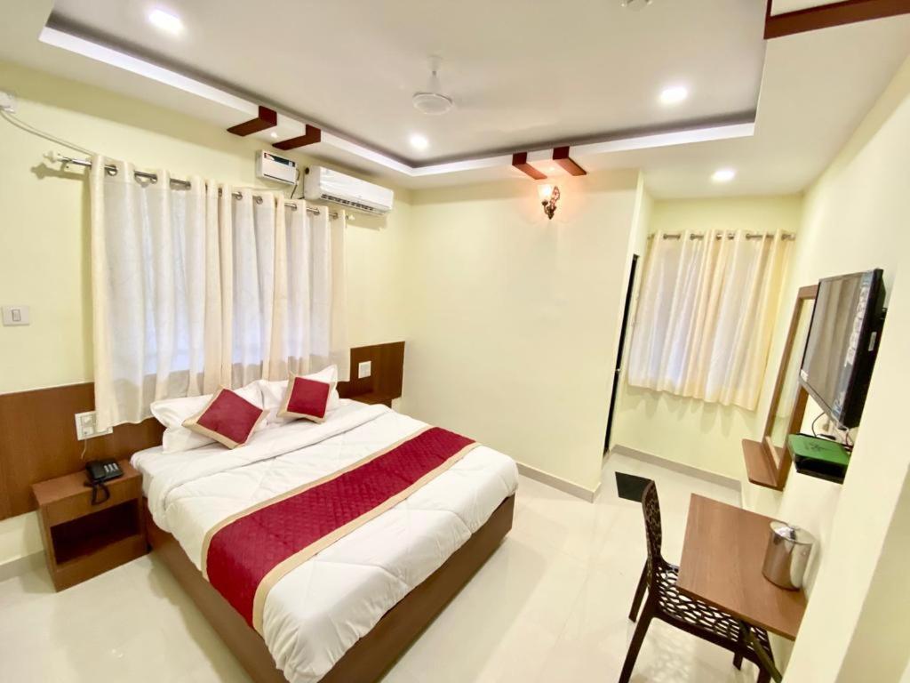 Prabhuvihar Residency Hotel Porvorim Eksteriør billede